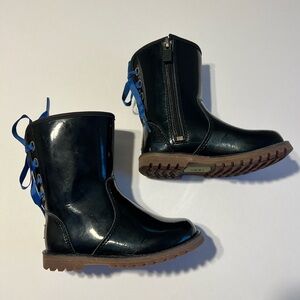 Ugg boots size 7 baby girl